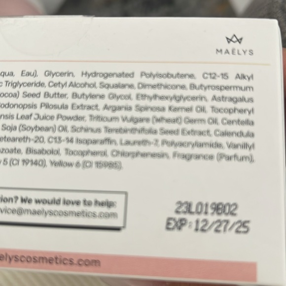 B-Sleek Outer Thigh Stretch Mark Cream - Picture 6 of 6